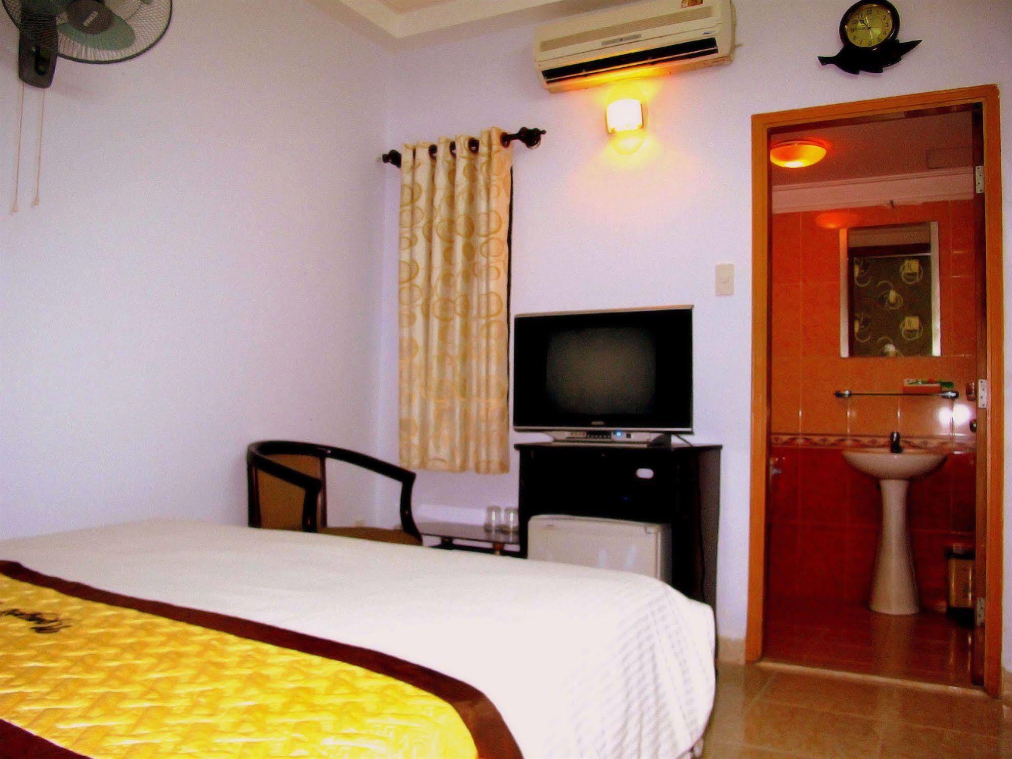 Thuy Tien Hotel Ho Şi Min Exterior foto